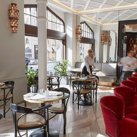 Vier Jahreszeiten Kempinski 5*