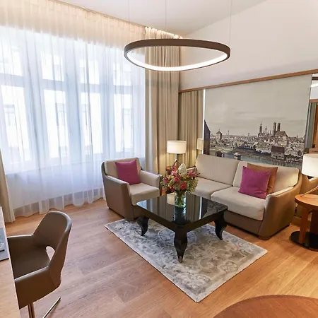 Vier Jahreszeiten Kempinski Hotel 5*