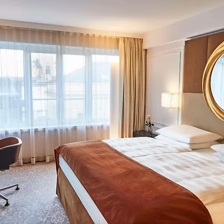 Vier Jahreszeiten Kempinski 5* Munich