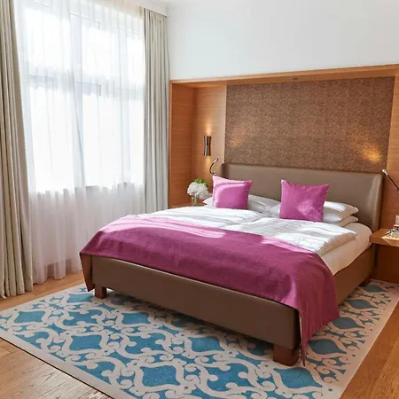 Hotel Vier Jahreszeiten Kempinski Munich