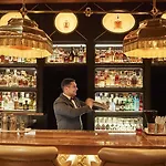 فندق فير يارستزايتن كمبينسكي 5*