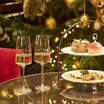 Vier Jahreszeiten Kempinski 5*