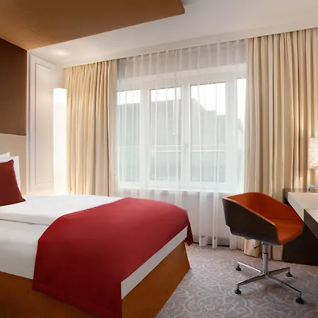 Szálloda Vier Jahreszeiten Kempinski München