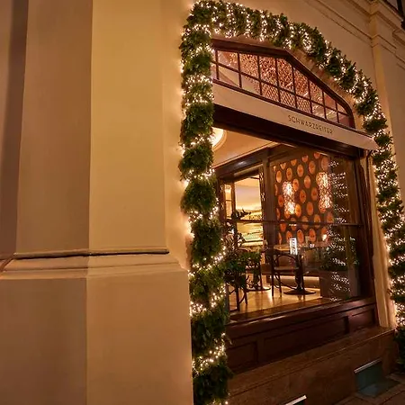 Vier Jahreszeiten Kempinski Hotel München