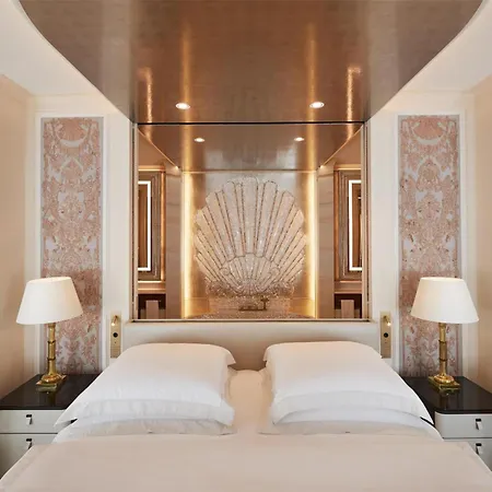 Vier Jahreszeiten Kempinski 5*