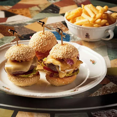 Hotel Vier Jahreszeiten Kempinski