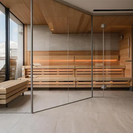 Vier Jahreszeiten Kempinski 5*