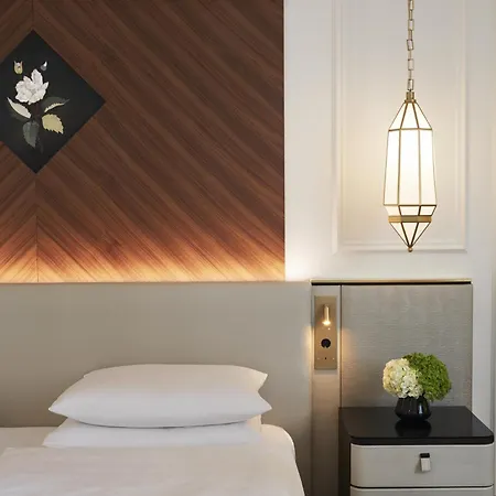Hotel Vier Jahreszeiten Kempinski 5*