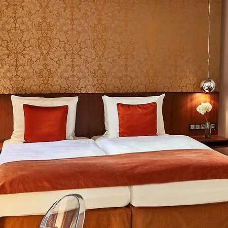 Vier Jahreszeiten Kempinski Hotel