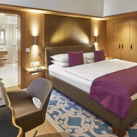 מלון Vier Jahreszeiten Kempinski מינכן