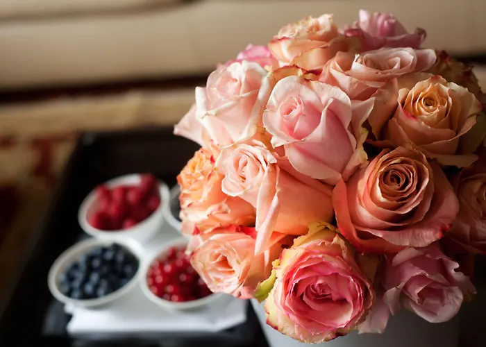 מלון Vier Jahreszeiten Kempinski