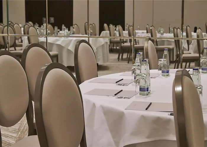 מלון Vier Jahreszeiten Kempinski מינכן